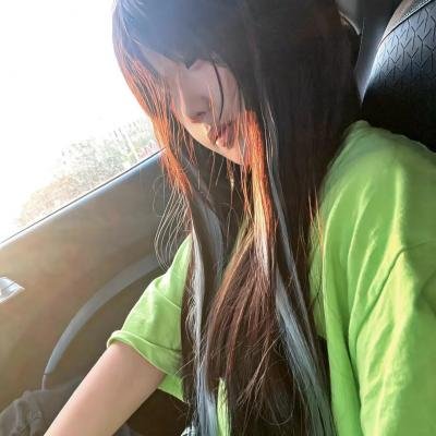 维奥莱特·诺齐埃尔